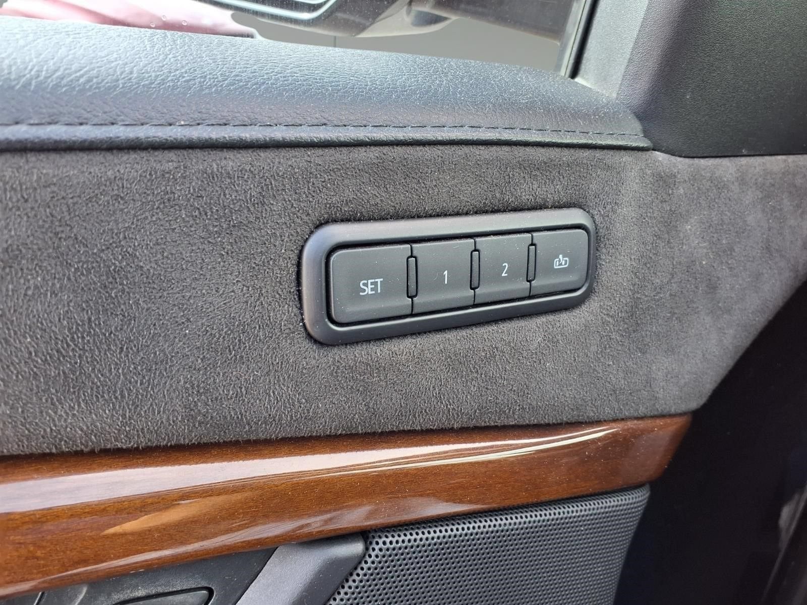 2019 Cadillac Escalade BASE