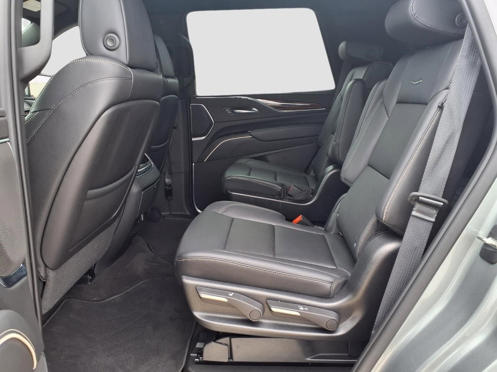 2023 Cadillac Escalade Luxury