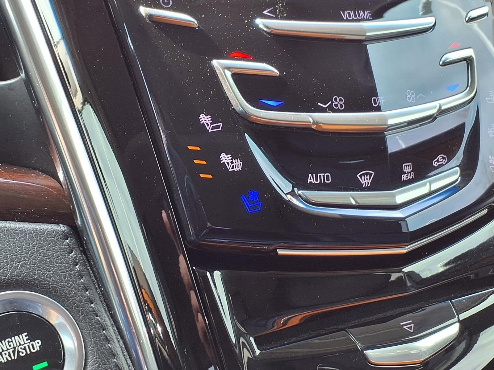 2016 Cadillac Escalade Luxury Collection