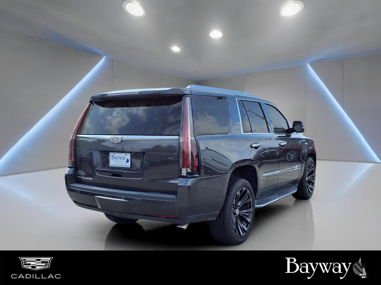 2016 Cadillac Escalade Luxury Collection