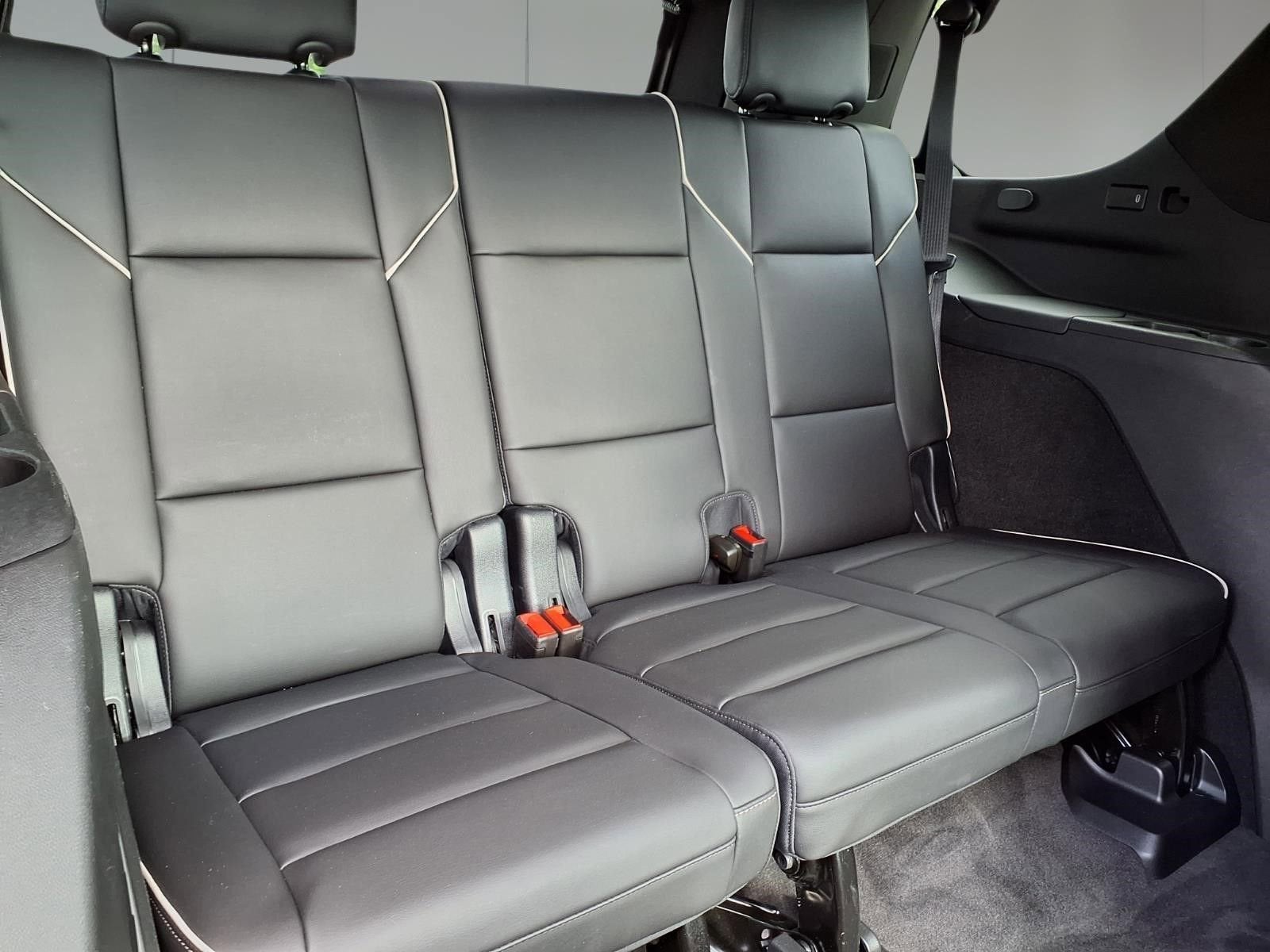 2022 Cadillac Escalade Sport