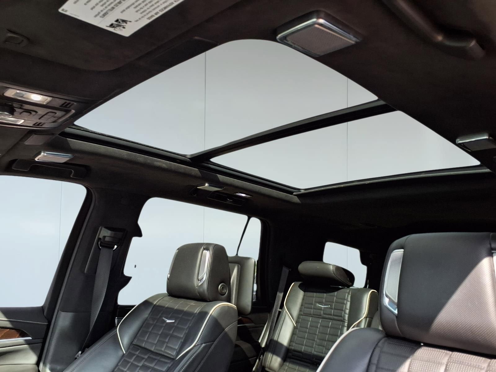 2022 Cadillac Escalade Sport Platinum