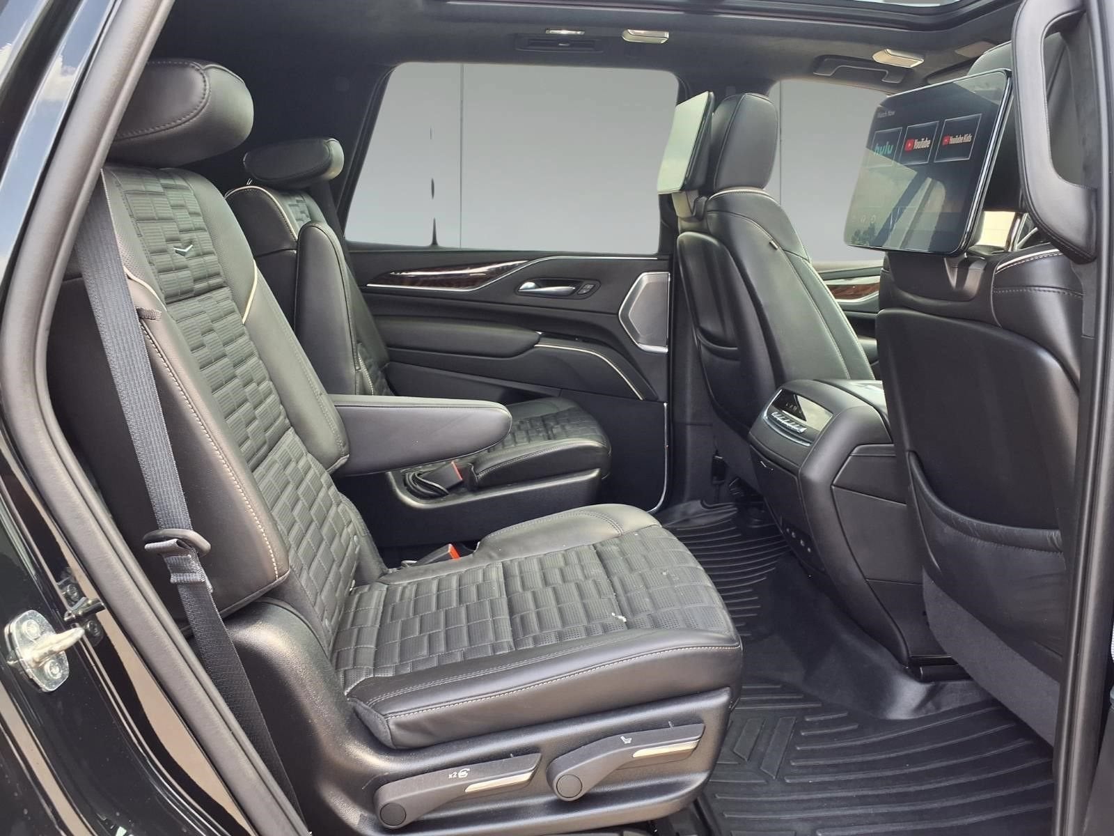 2022 Cadillac Escalade Sport Platinum
