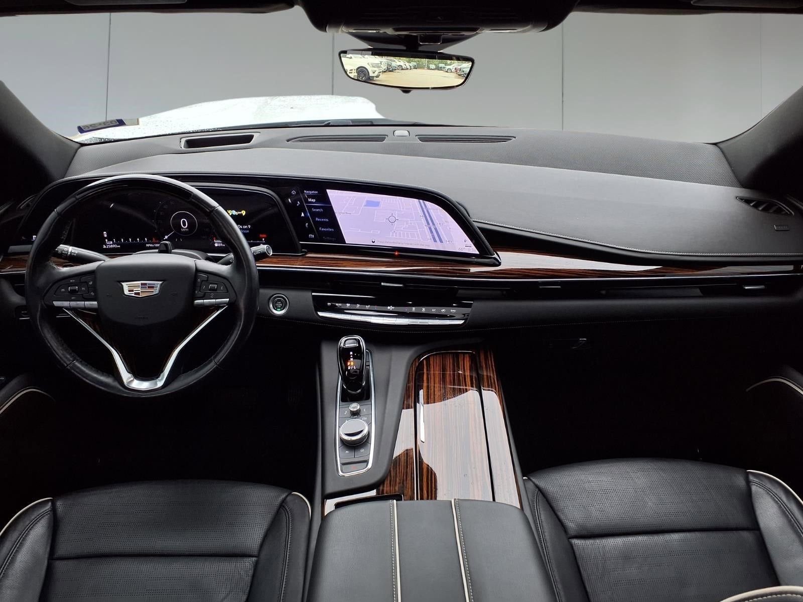 2022 Cadillac Escalade ESV Premium Luxury