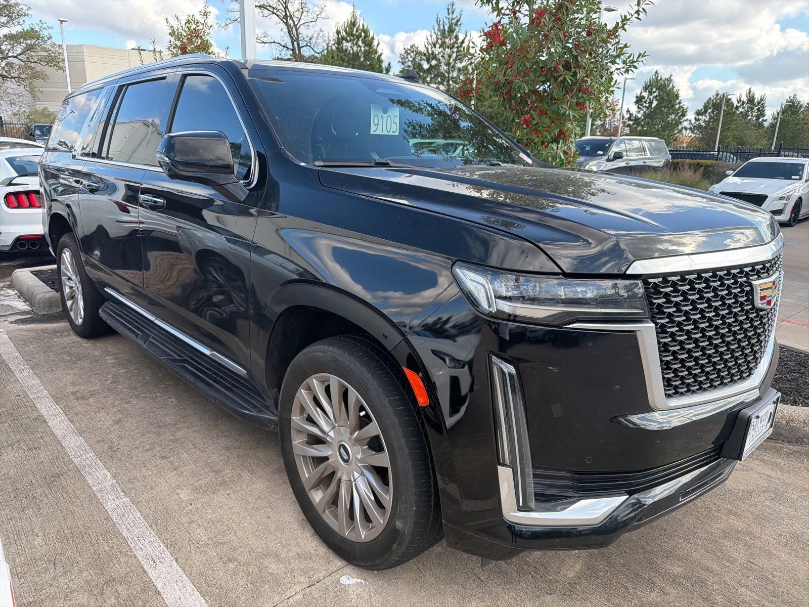 2023 Cadillac Escalade ESV Premium Luxury