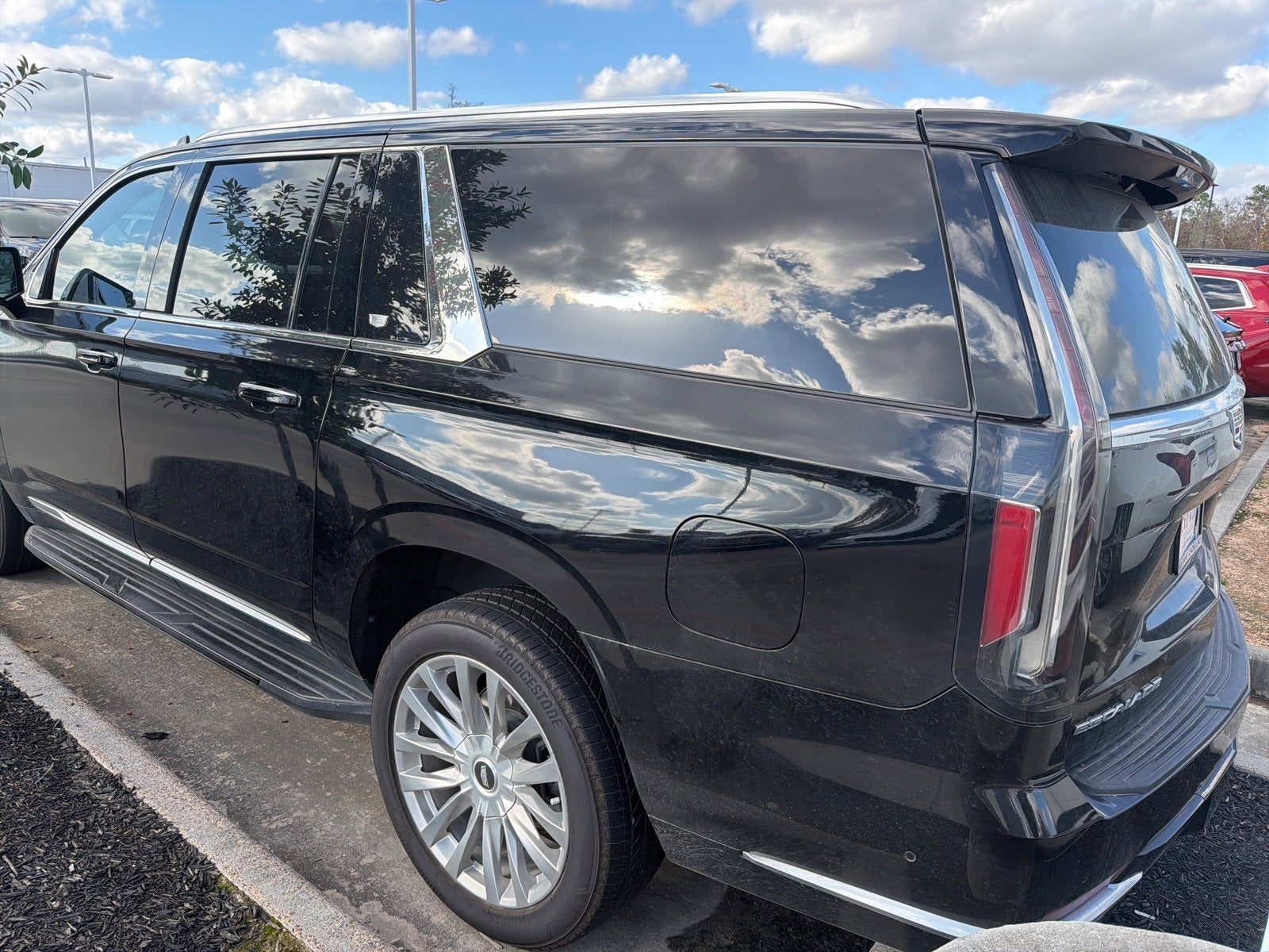 2023 Cadillac Escalade ESV Premium Luxury