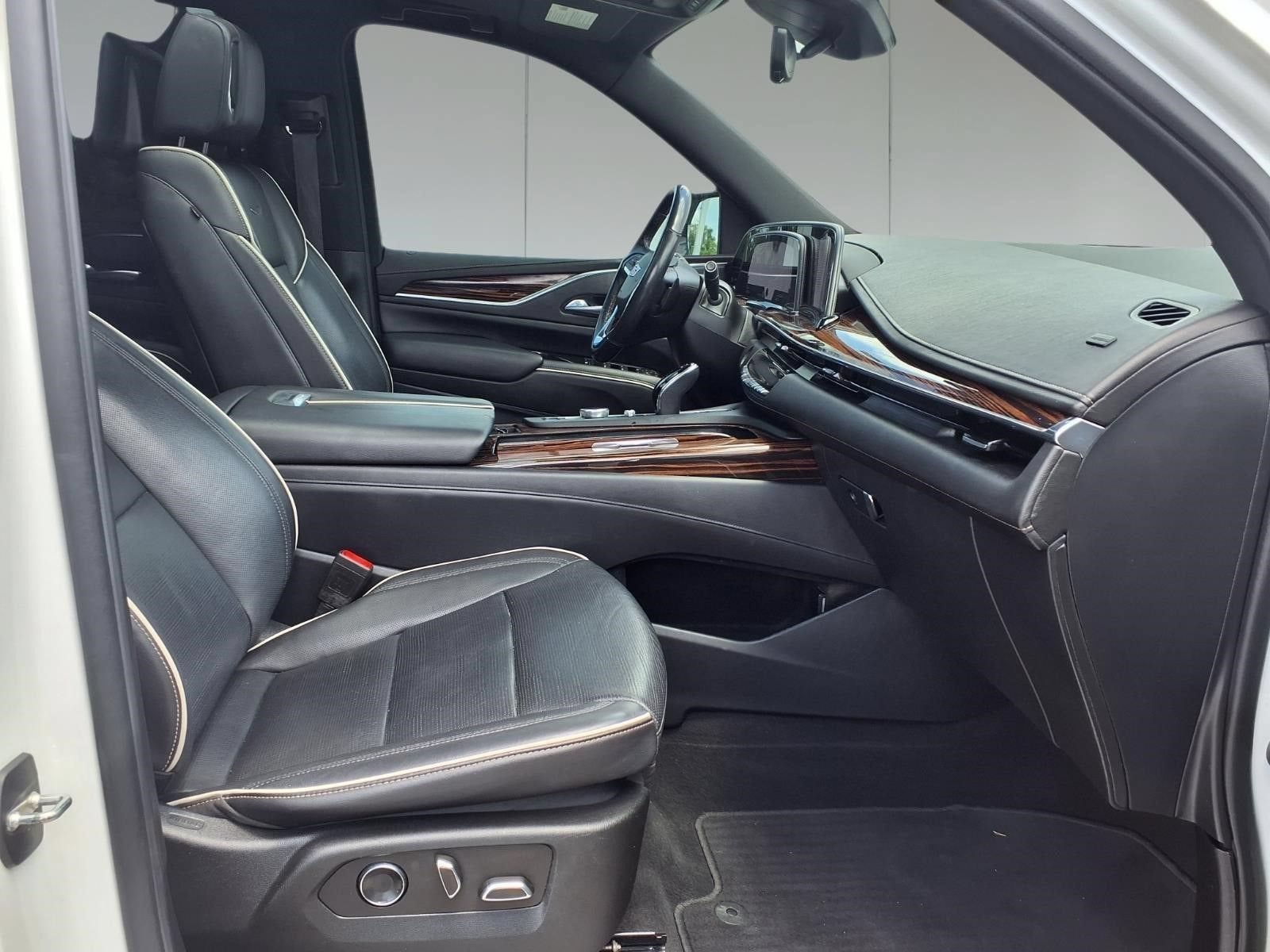 2021 Cadillac Escalade ESV Premium Luxury