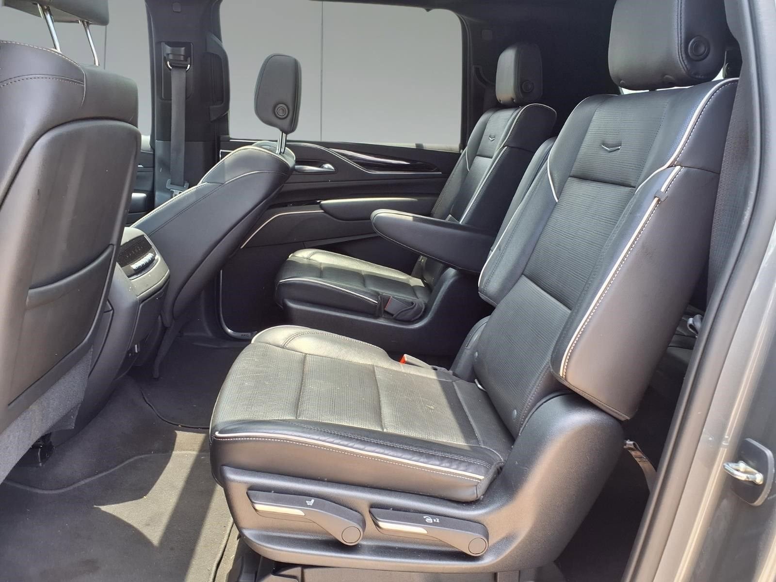 2021 Cadillac Escalade ESV Sport