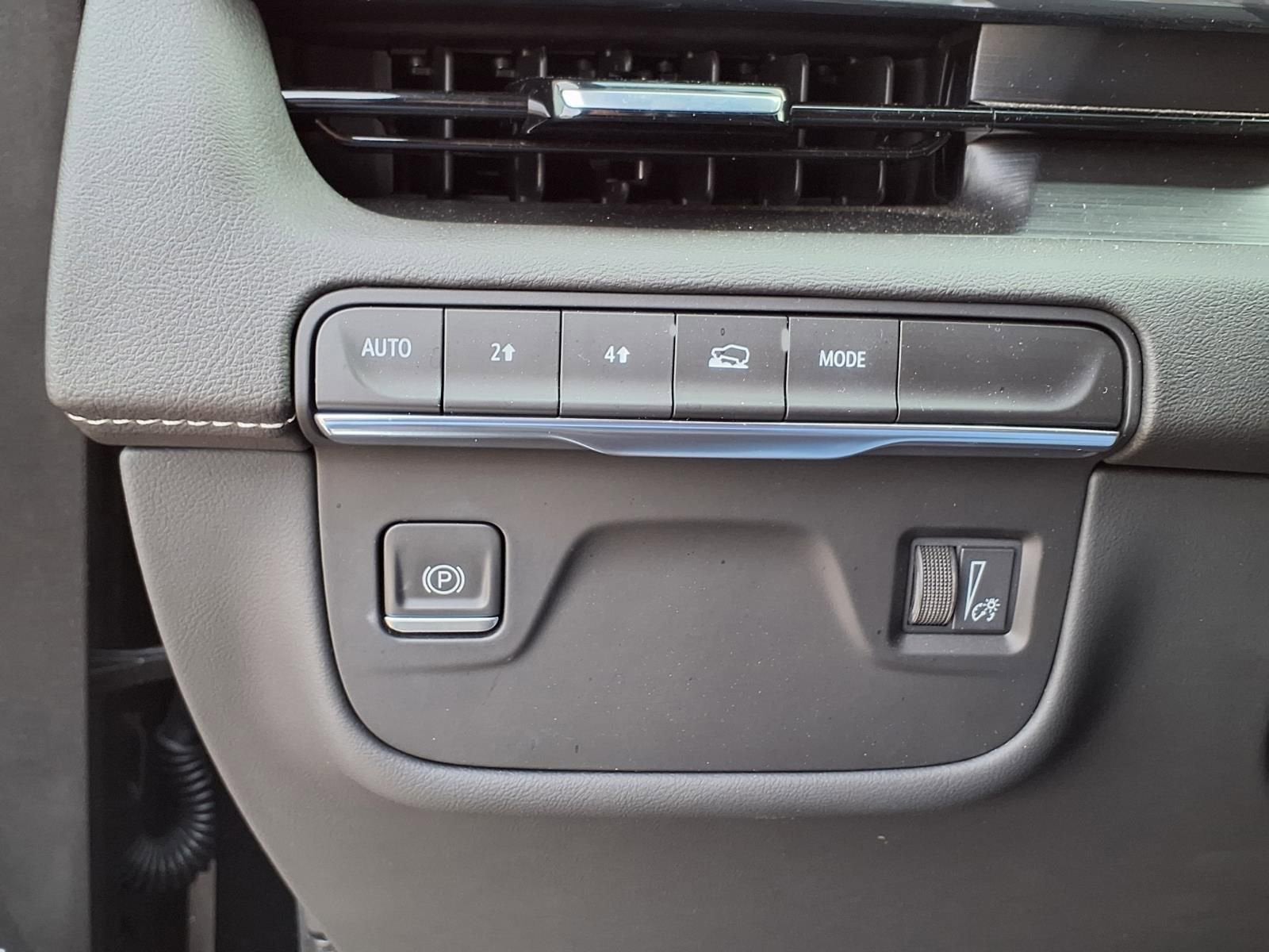 2024 Cadillac Escalade Luxury