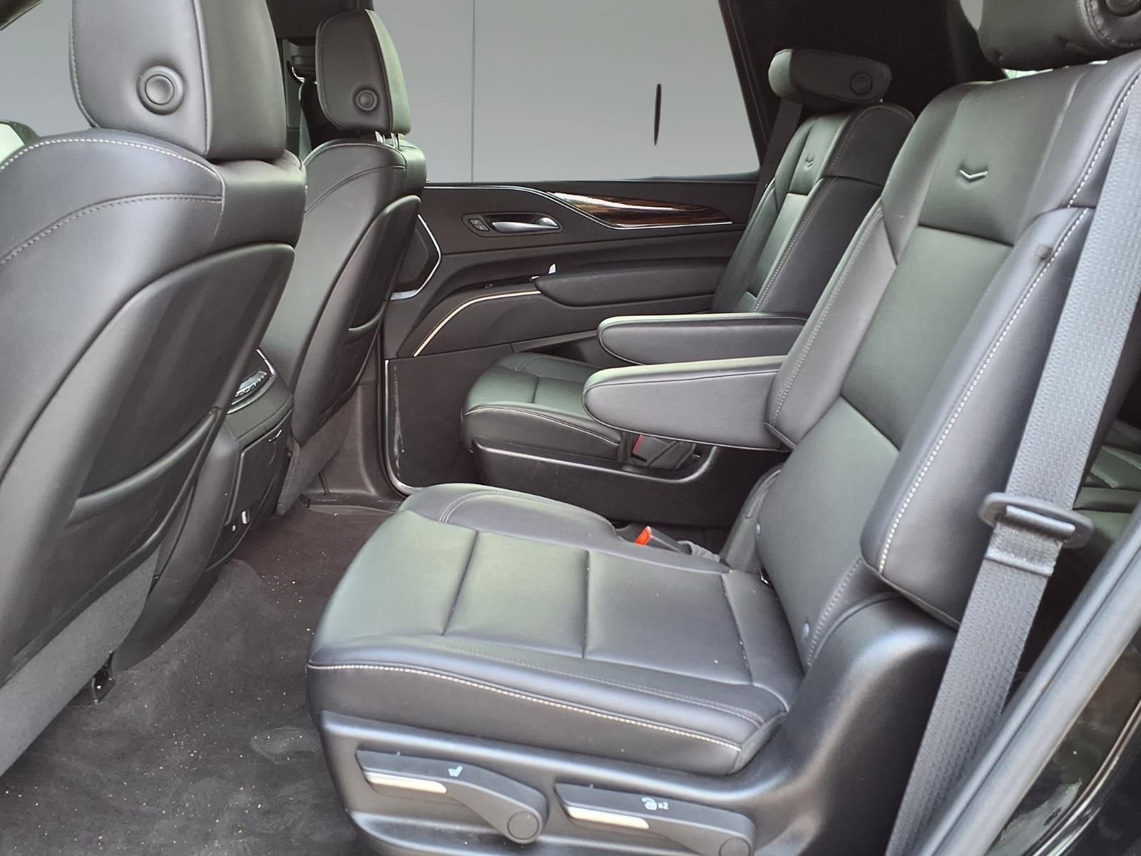 2024 Cadillac Escalade Luxury