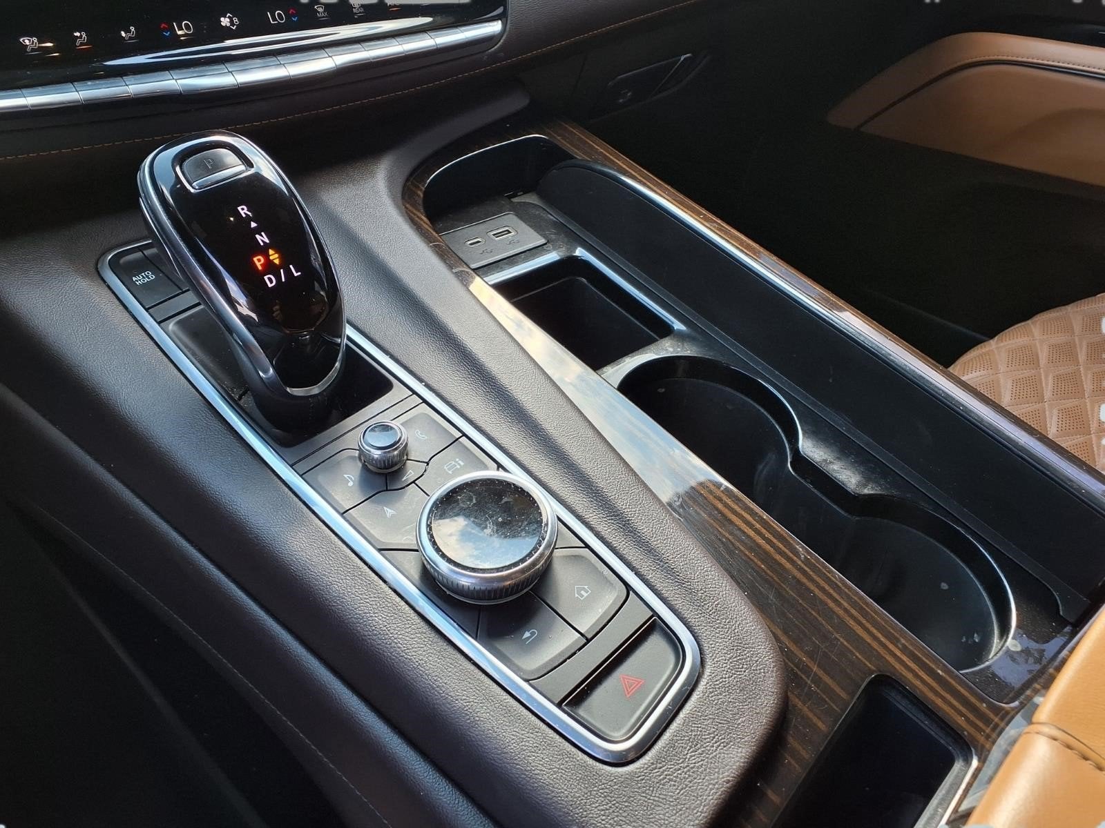 2022 Cadillac Escalade Premium Luxury
