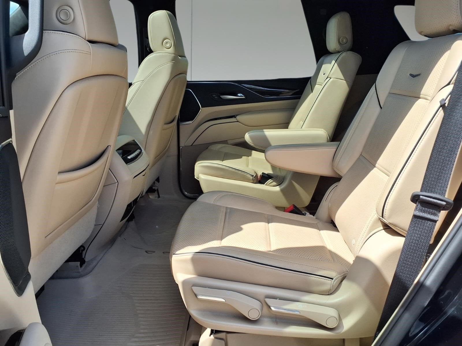 2023 Cadillac Escalade 4WD Premium Luxury