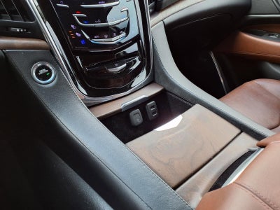 2018 Cadillac Escalade Premium Luxury