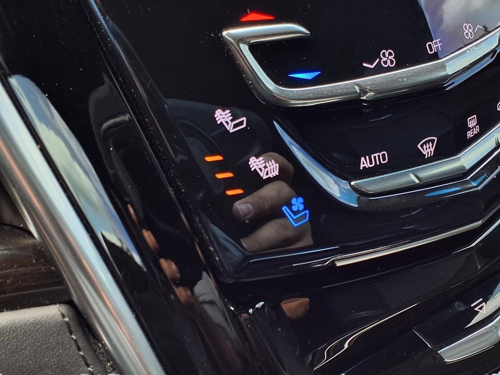 2020 Cadillac Escalade Platinum