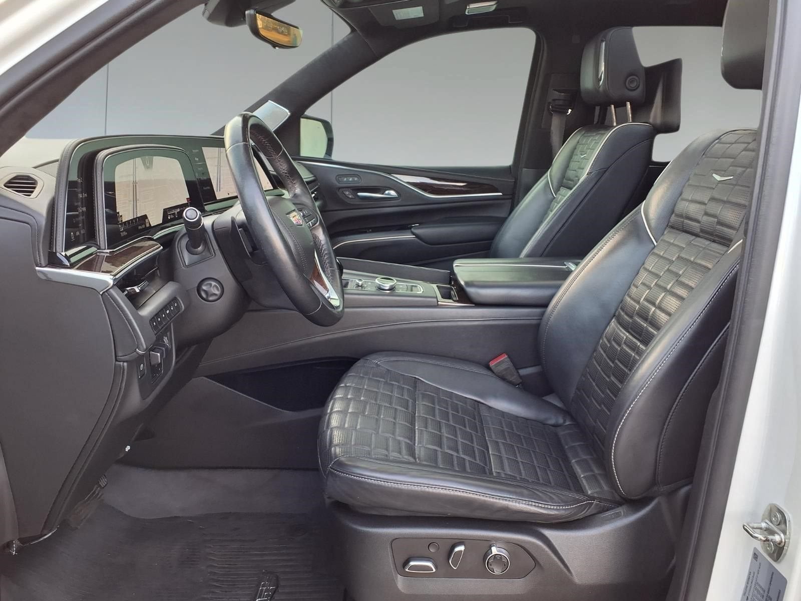 2022 Cadillac Escalade Premium Luxury Platinum