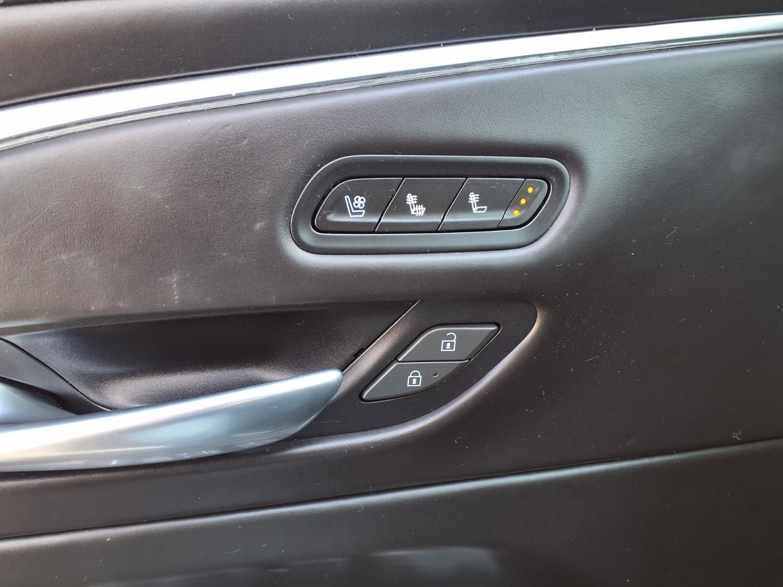 2022 Cadillac Escalade Premium Luxury Platinum