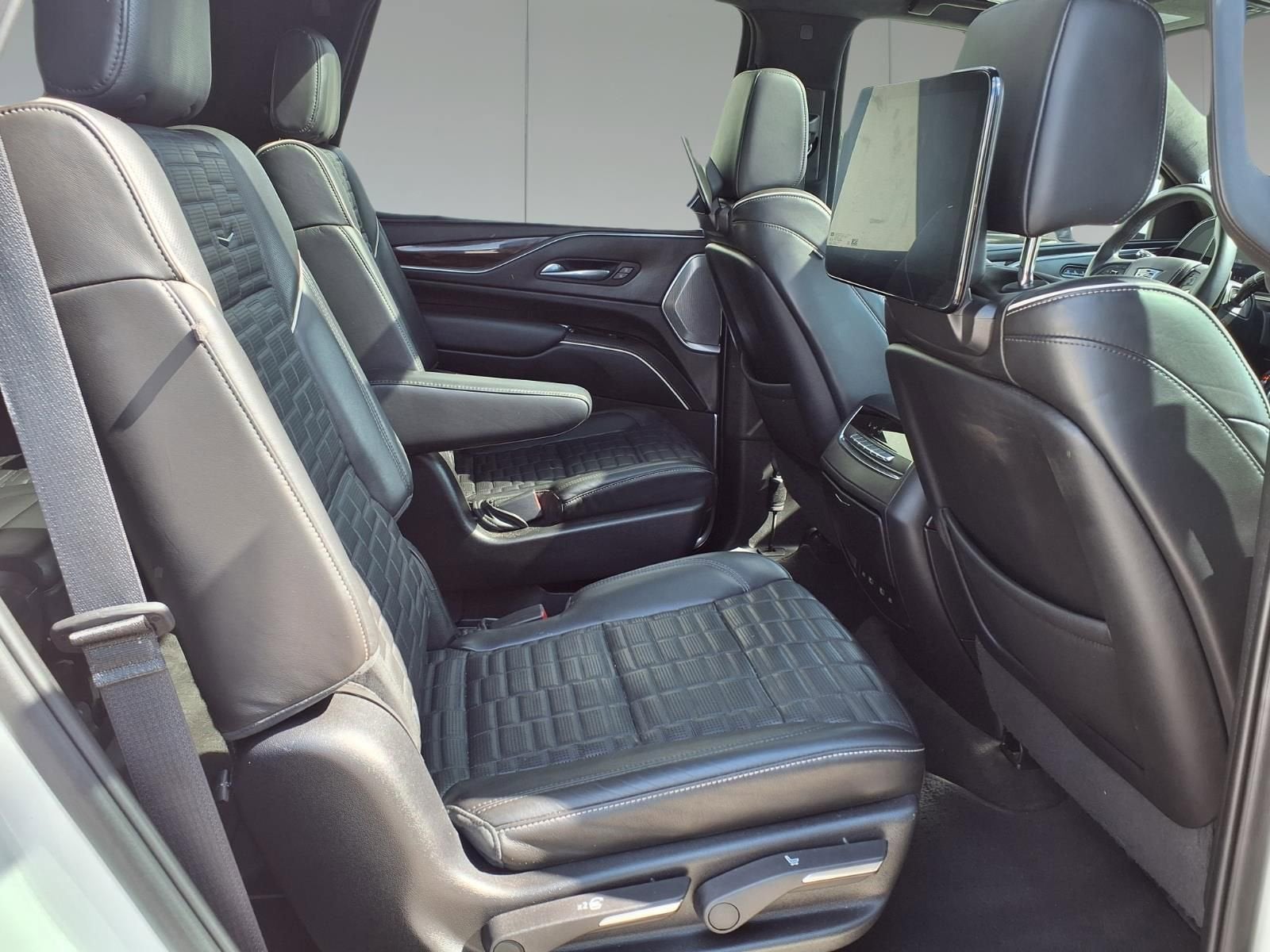 2022 Cadillac Escalade Premium Luxury Platinum