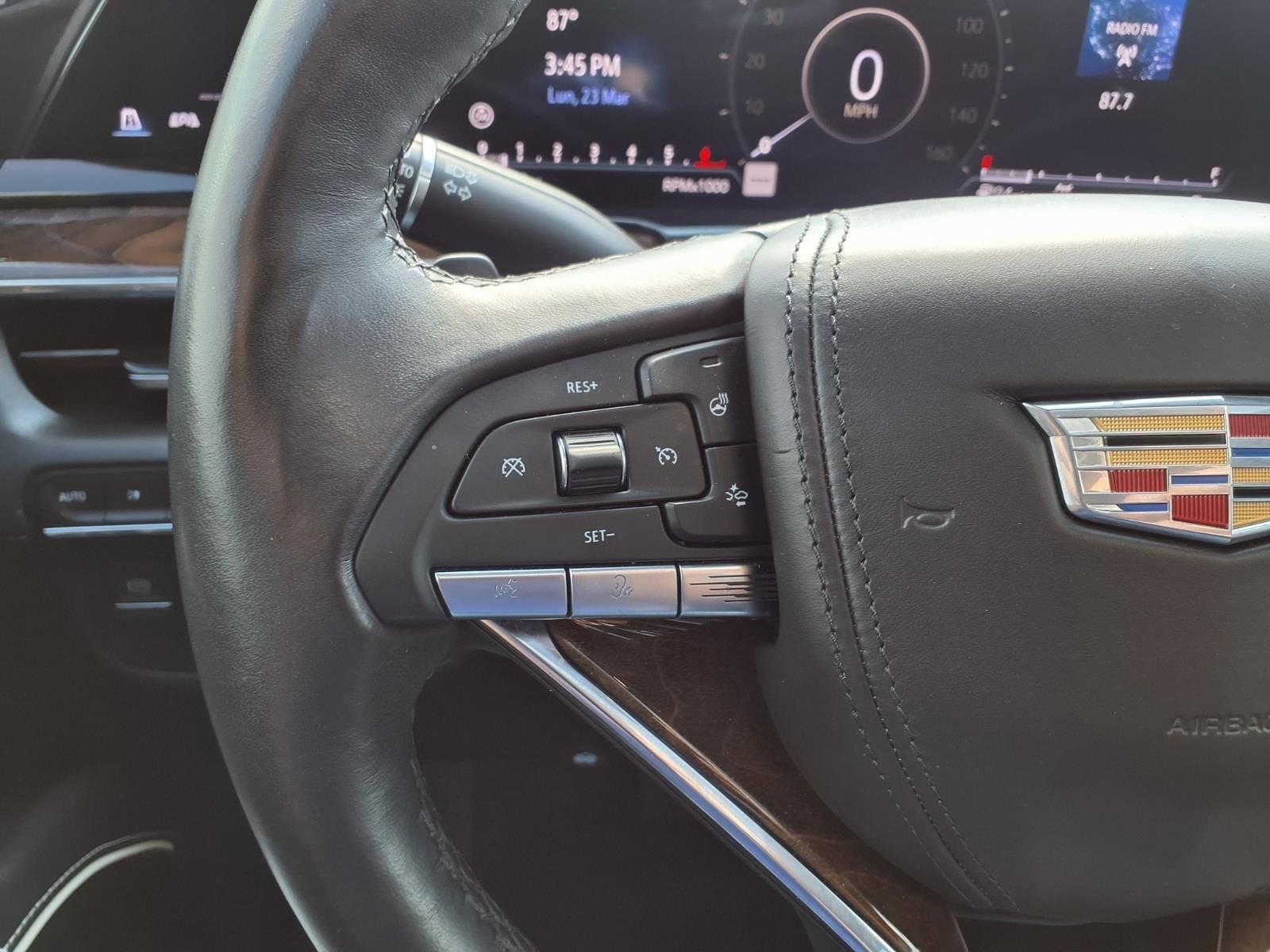 2022 Cadillac Escalade Premium Luxury Platinum