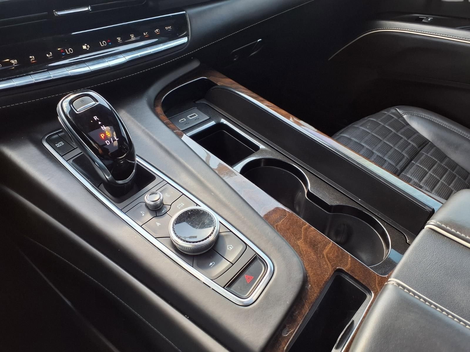 2022 Cadillac Escalade Premium Luxury Platinum