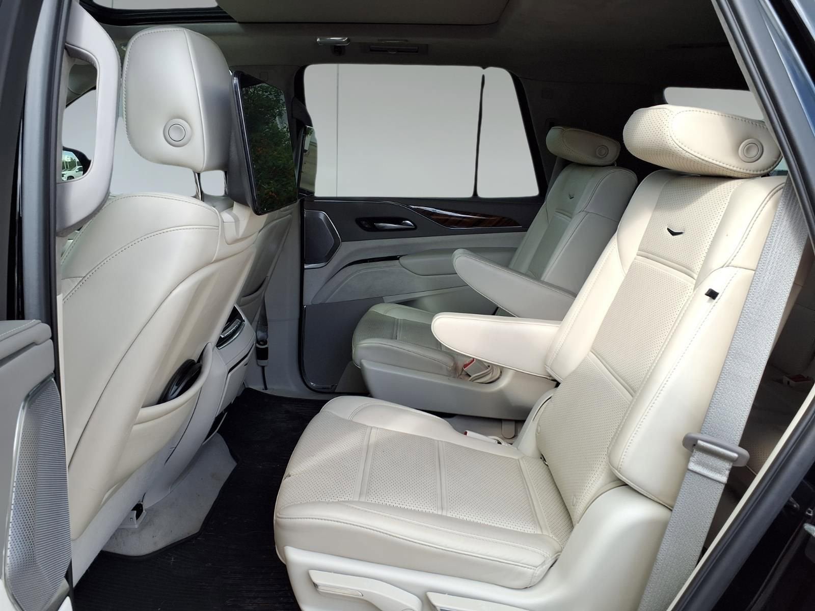 2022 Cadillac Escalade Sport Platinum