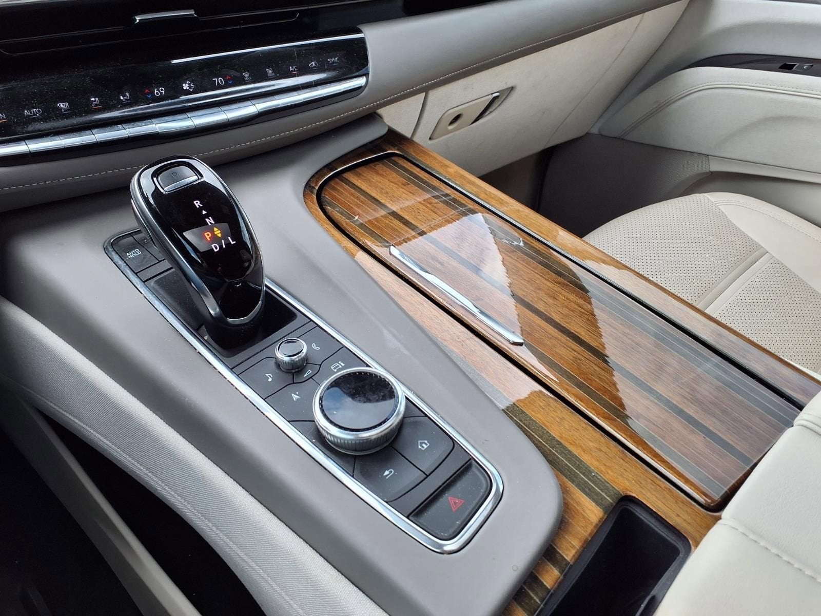 2022 Cadillac Escalade Sport Platinum