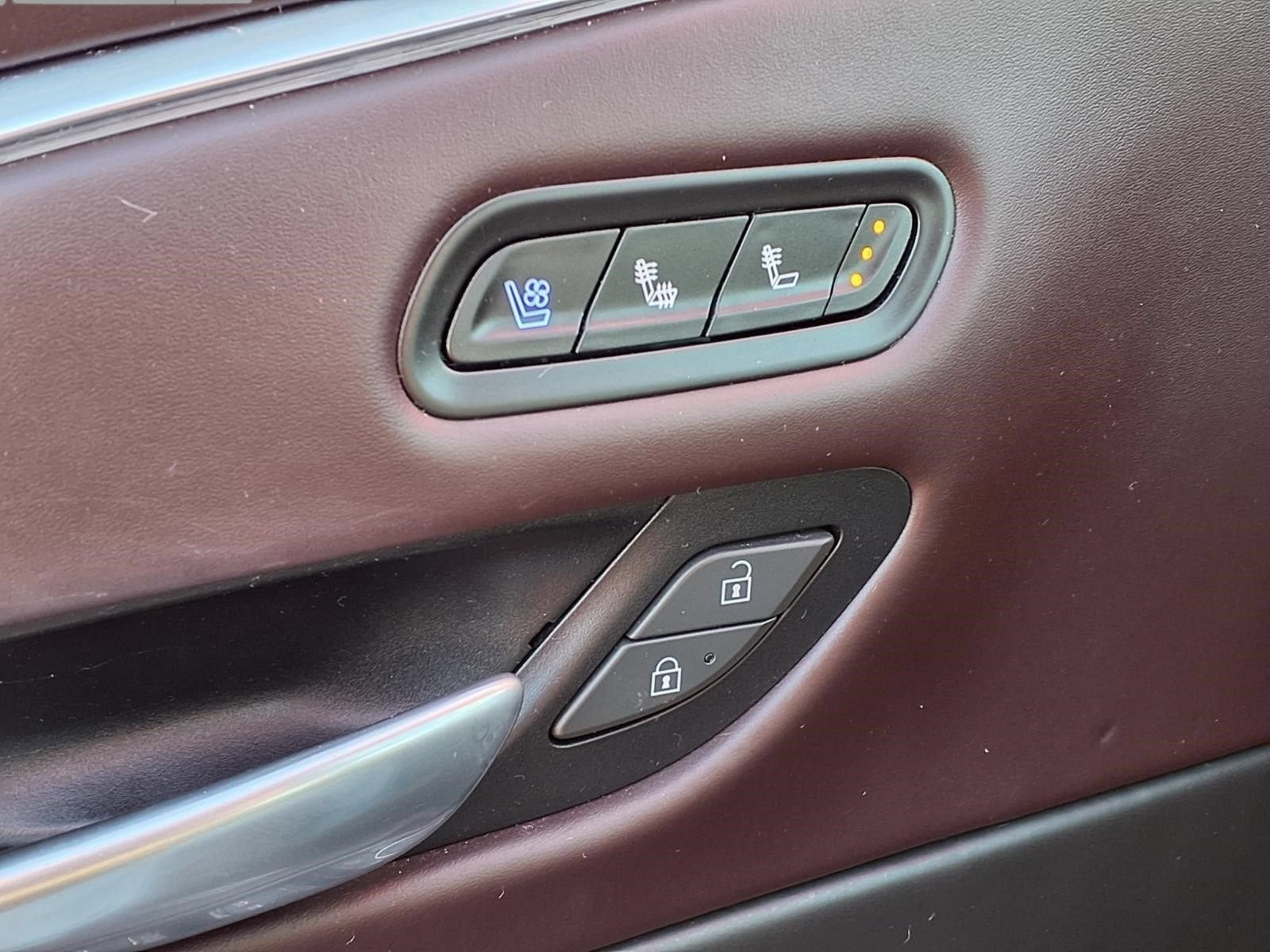 2023 Cadillac Escalade 4WD Sport Platinum