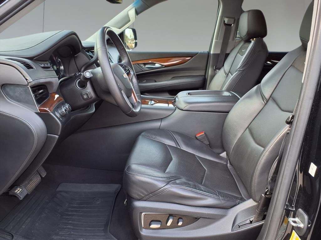 2019 Cadillac Escalade ESV Luxury