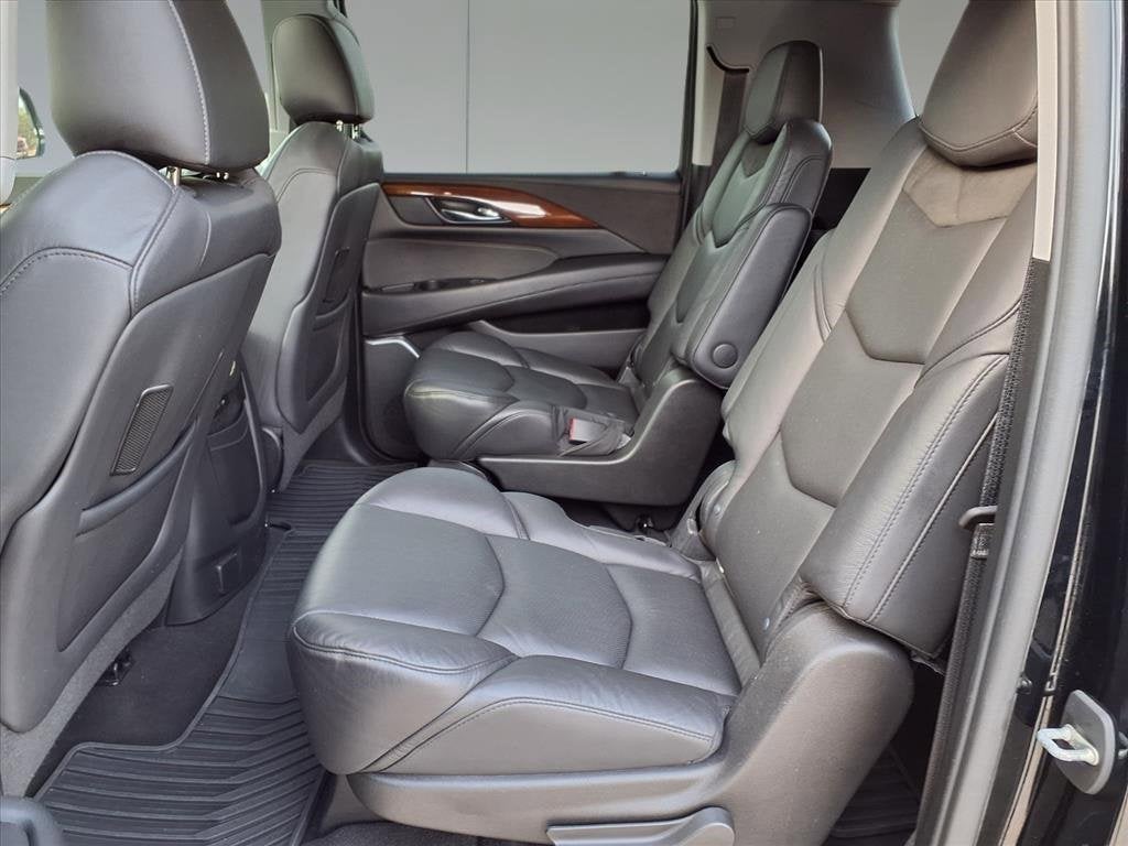 2019 Cadillac Escalade ESV Luxury