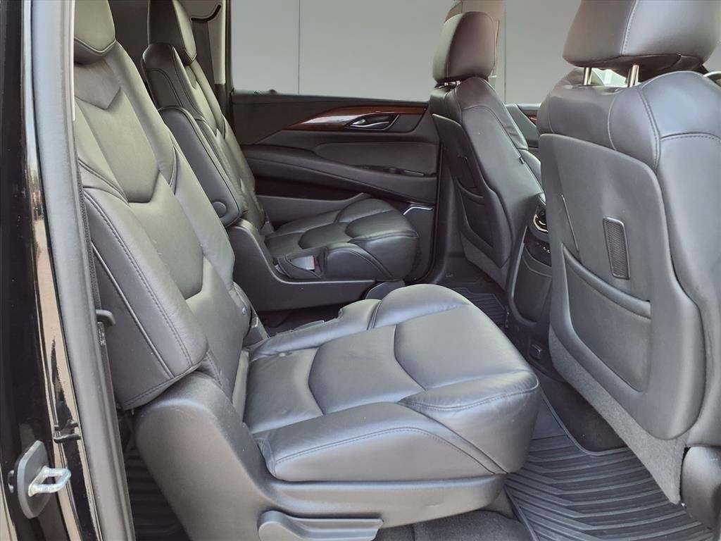 2019 Cadillac Escalade ESV Luxury