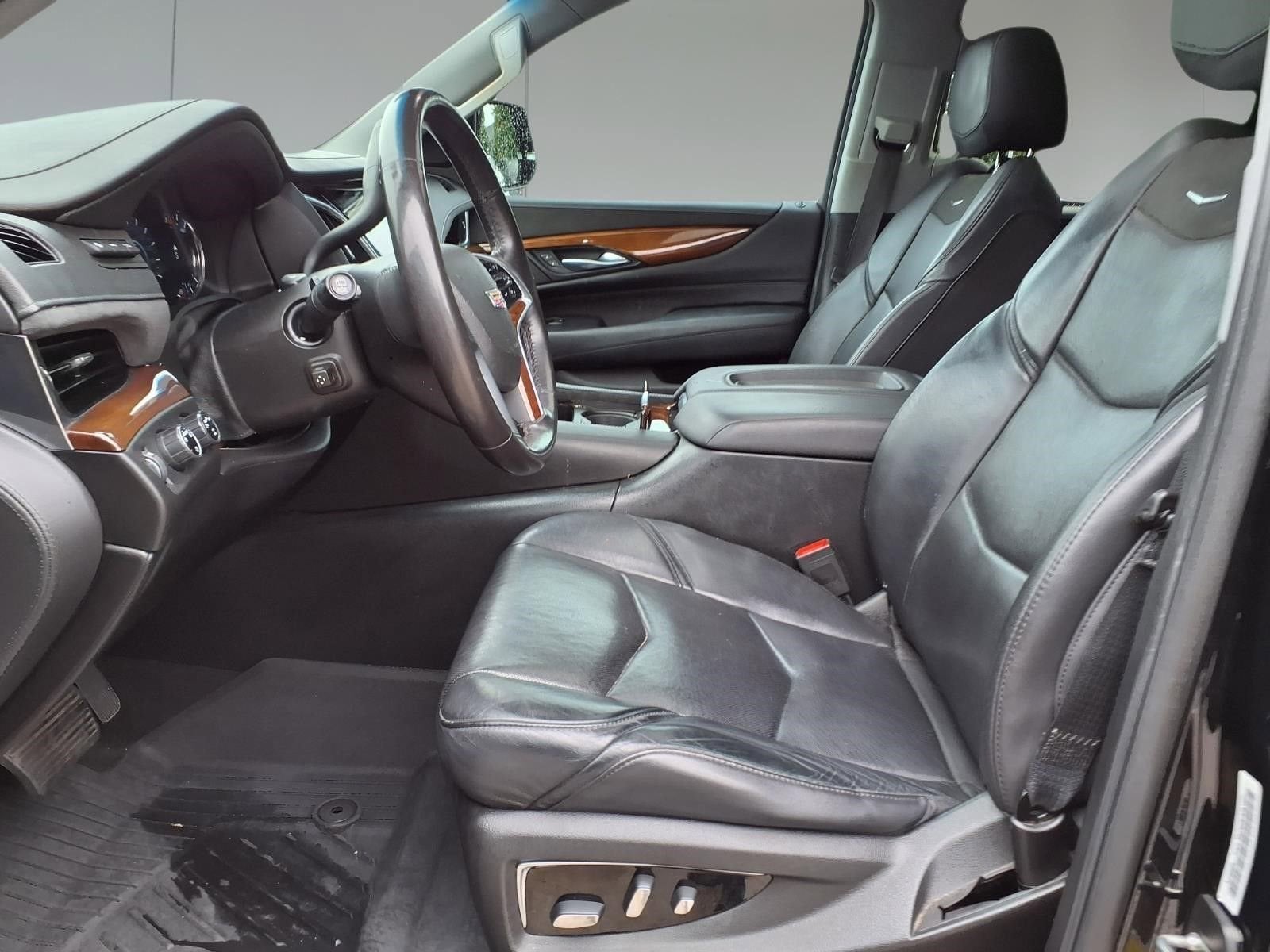 2018 Cadillac Escalade ESV Premium Luxury