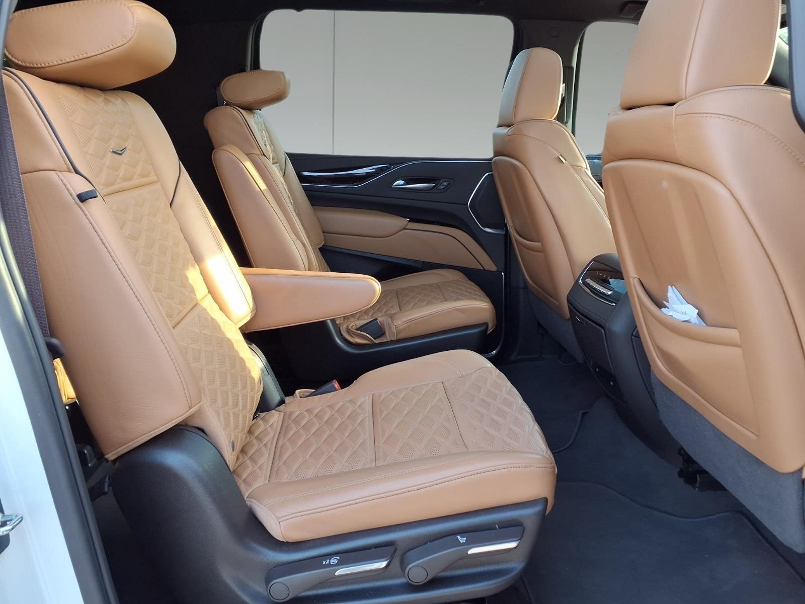 2023 Cadillac Escalade ESV 4WD Sport