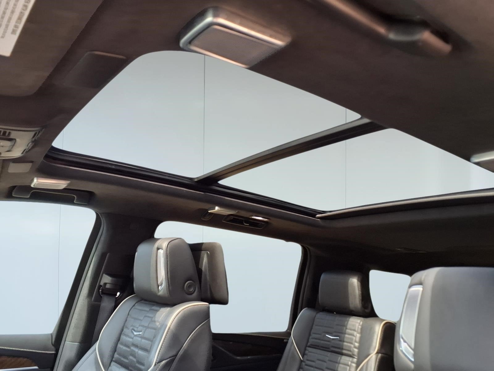 2024 Cadillac Escalade ESV Sport Platinum