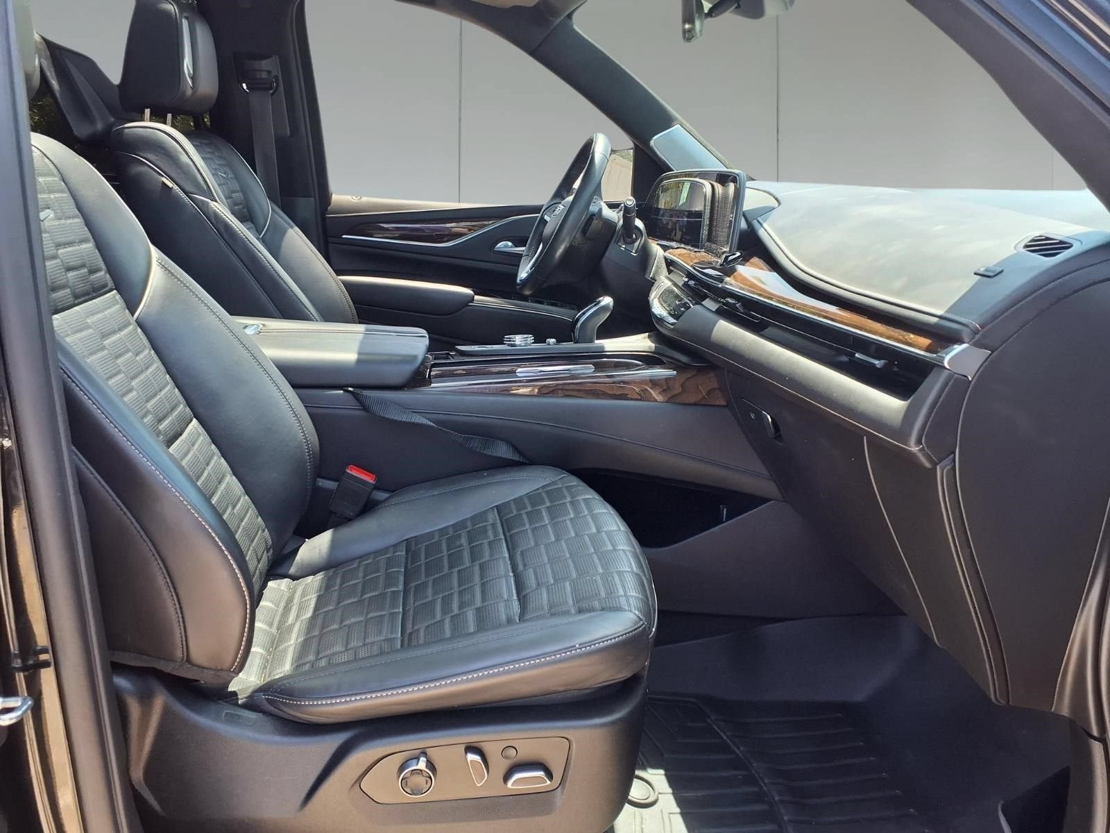 2022 Cadillac Escalade ESV Sport Platinum