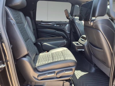 2022 Cadillac Escalade ESV Sport Platinum