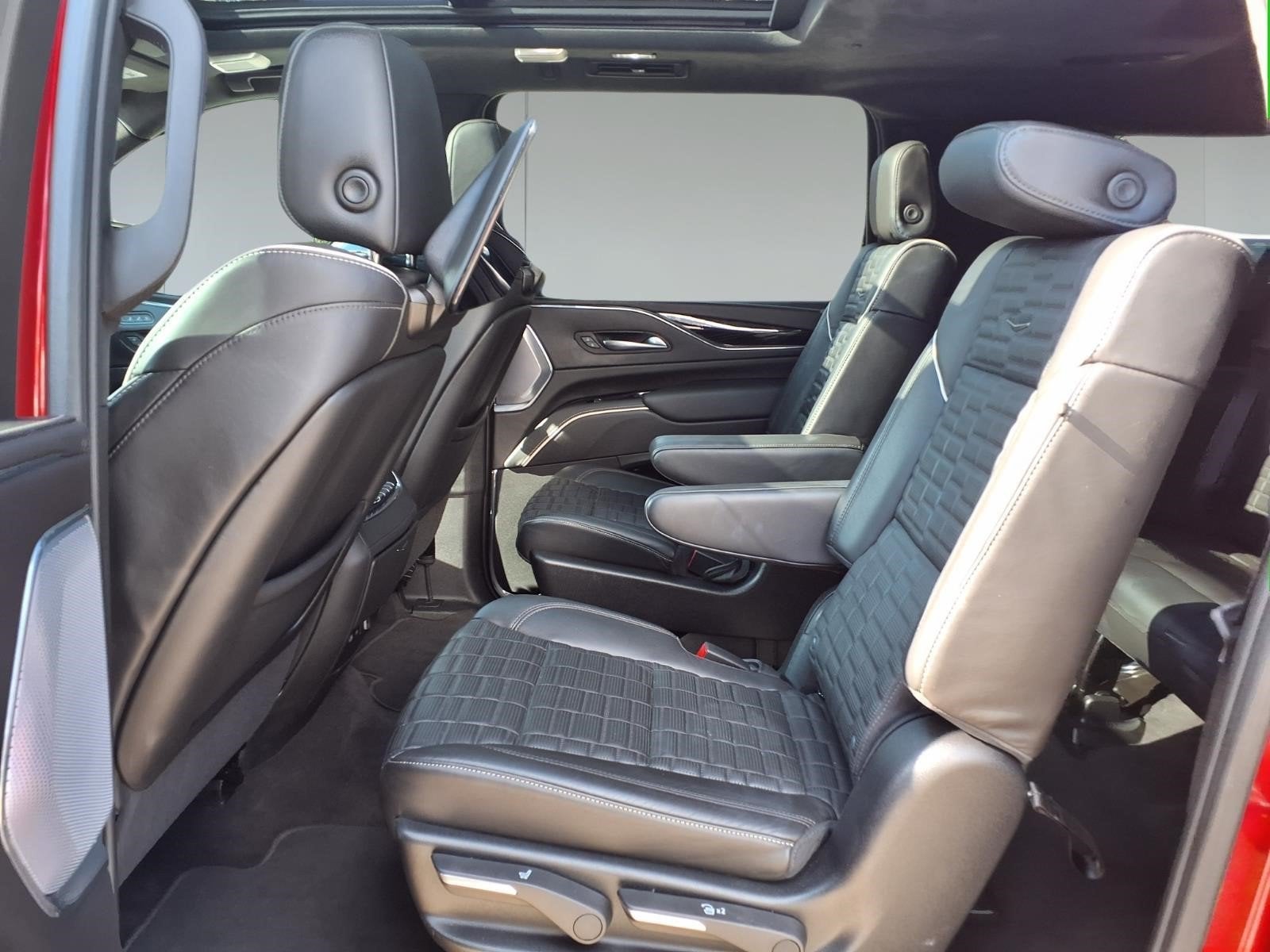 2023 Cadillac Escalade ESV AWD V-Series