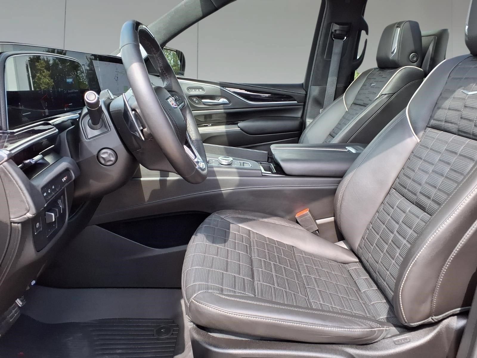 2023 Cadillac Escalade ESV AWD V-Series