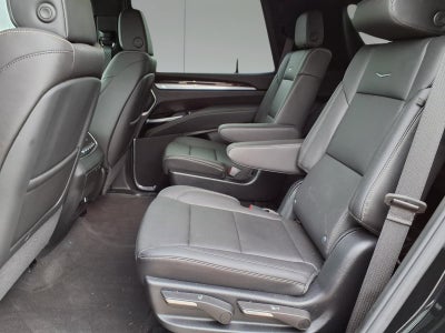 2025 Cadillac Escalade Luxury