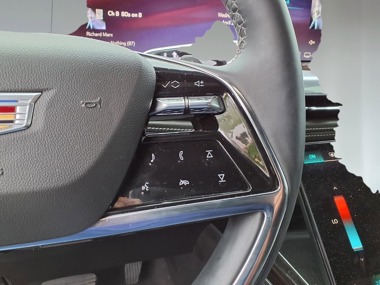 2025 Cadillac Escalade Luxury