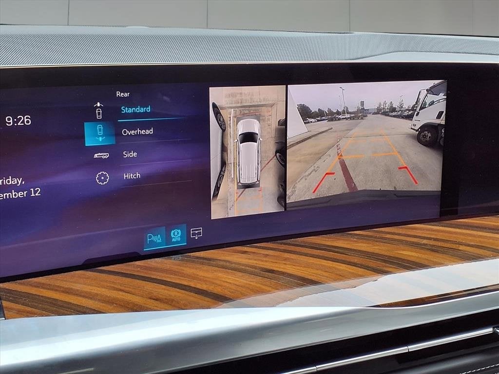 2026 Cadillac Escalade Platinum Luxury