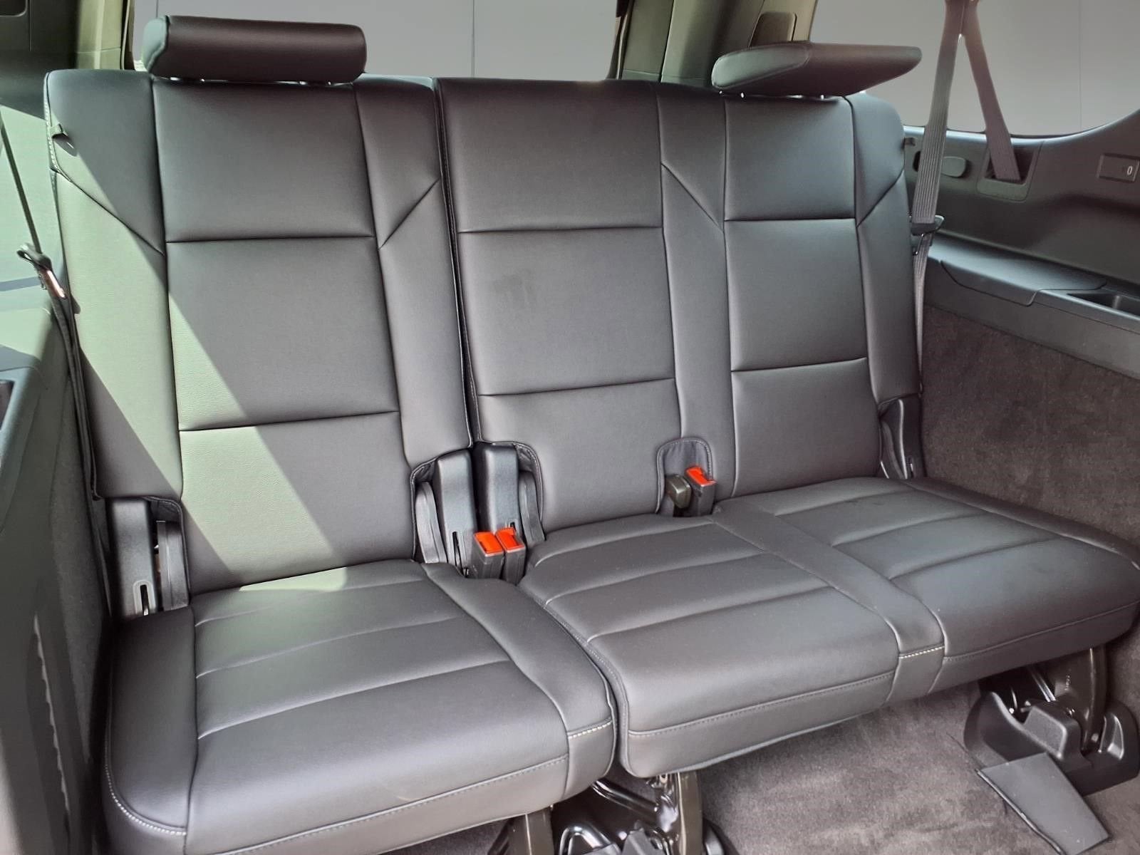 2026 Cadillac Escalade ESV 1SA