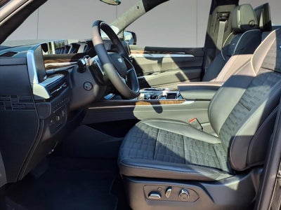 2025 Cadillac Escalade Premium Luxury Platinum