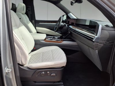 2026 Cadillac Escalade Platinum Sport