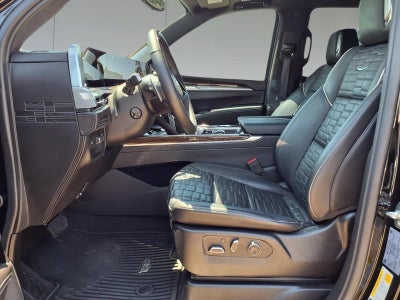 2025 Cadillac Escalade Sport Platinum