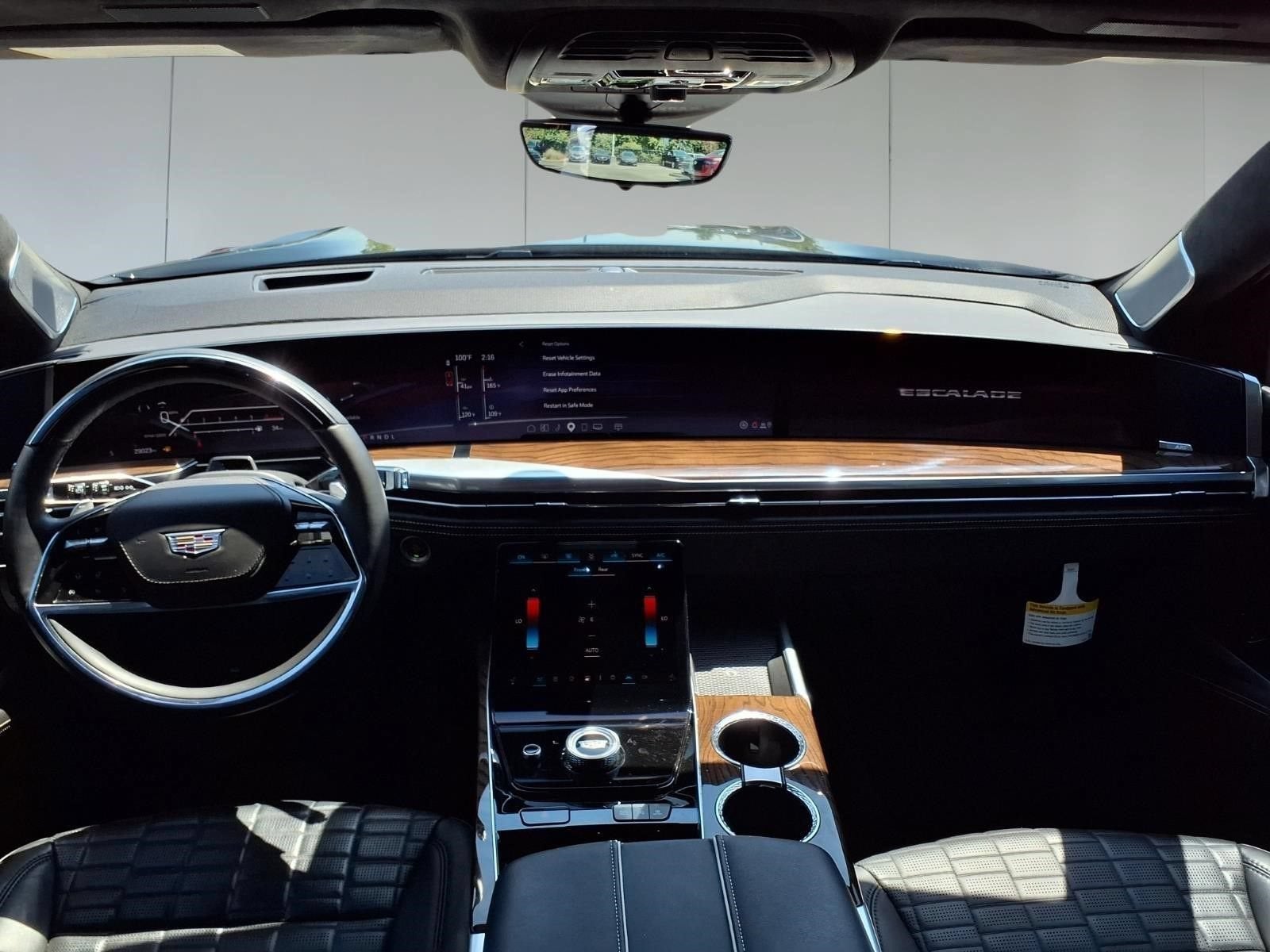 2025 Cadillac Escalade Sport Platinum