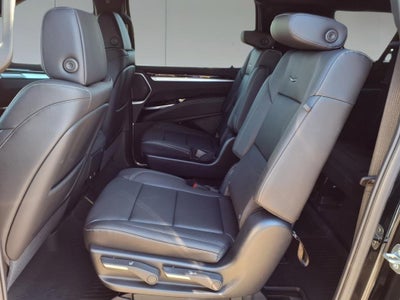 2025 Cadillac Escalade ESV Luxury