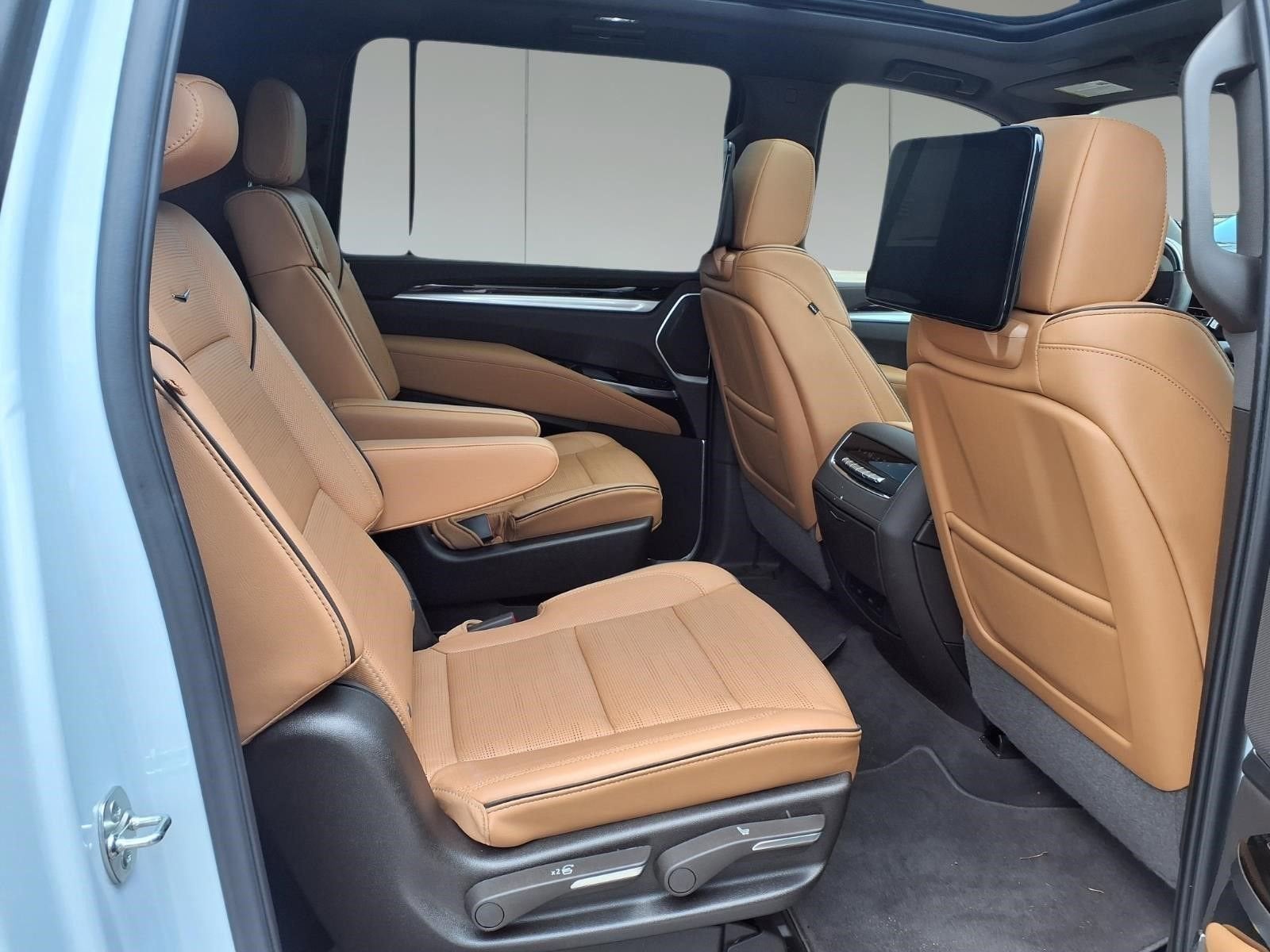 2026 Cadillac Escalade ESV Luxury