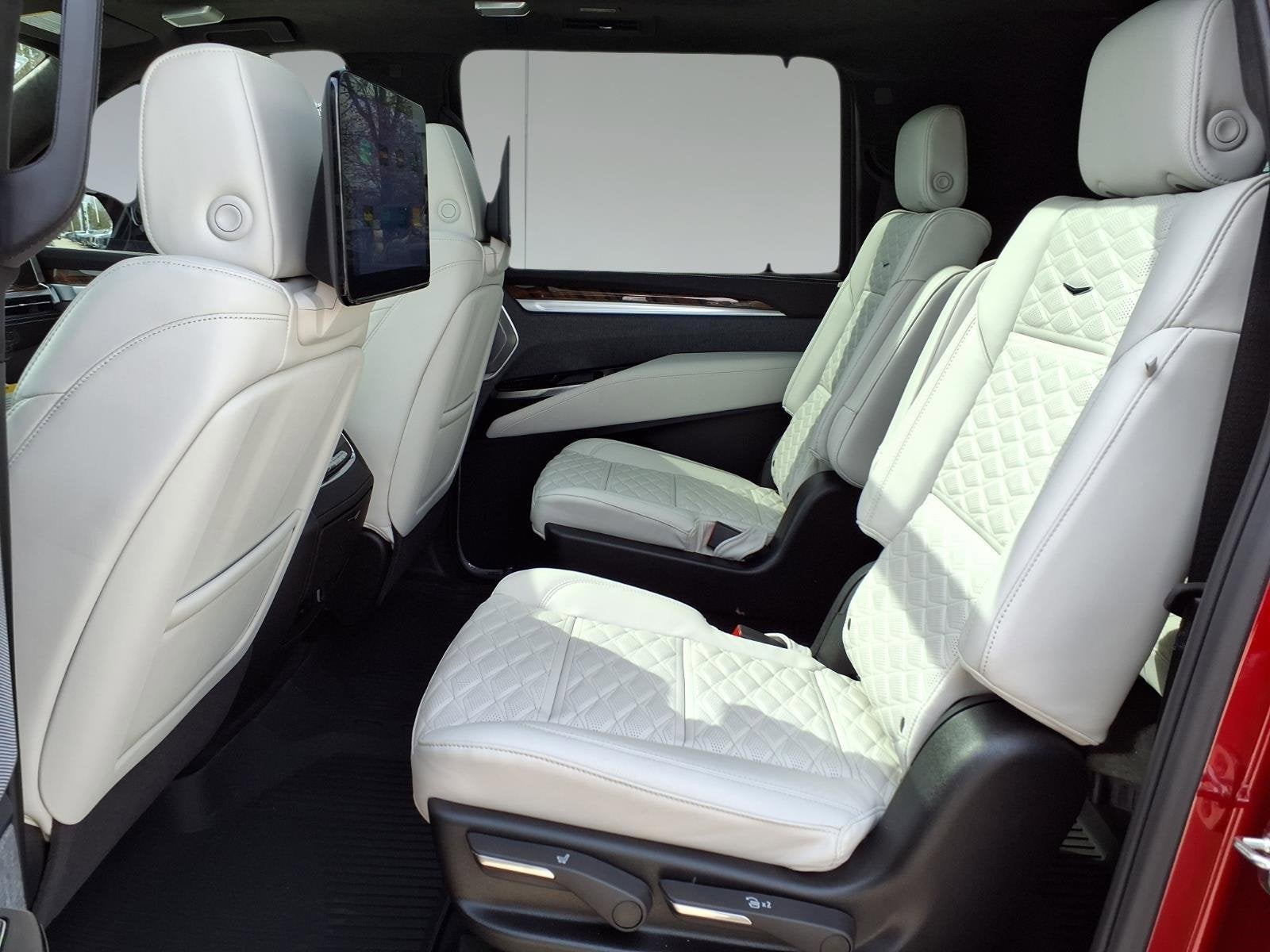 2026 Cadillac Escalade ESV Platinum Luxury