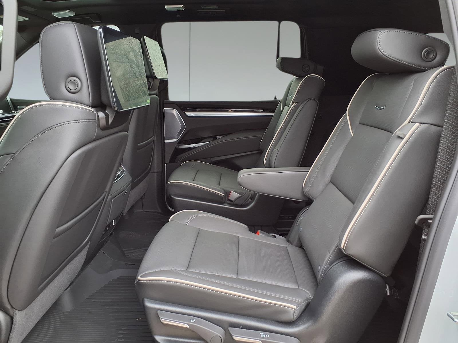 2026 Cadillac Escalade ESV Sport