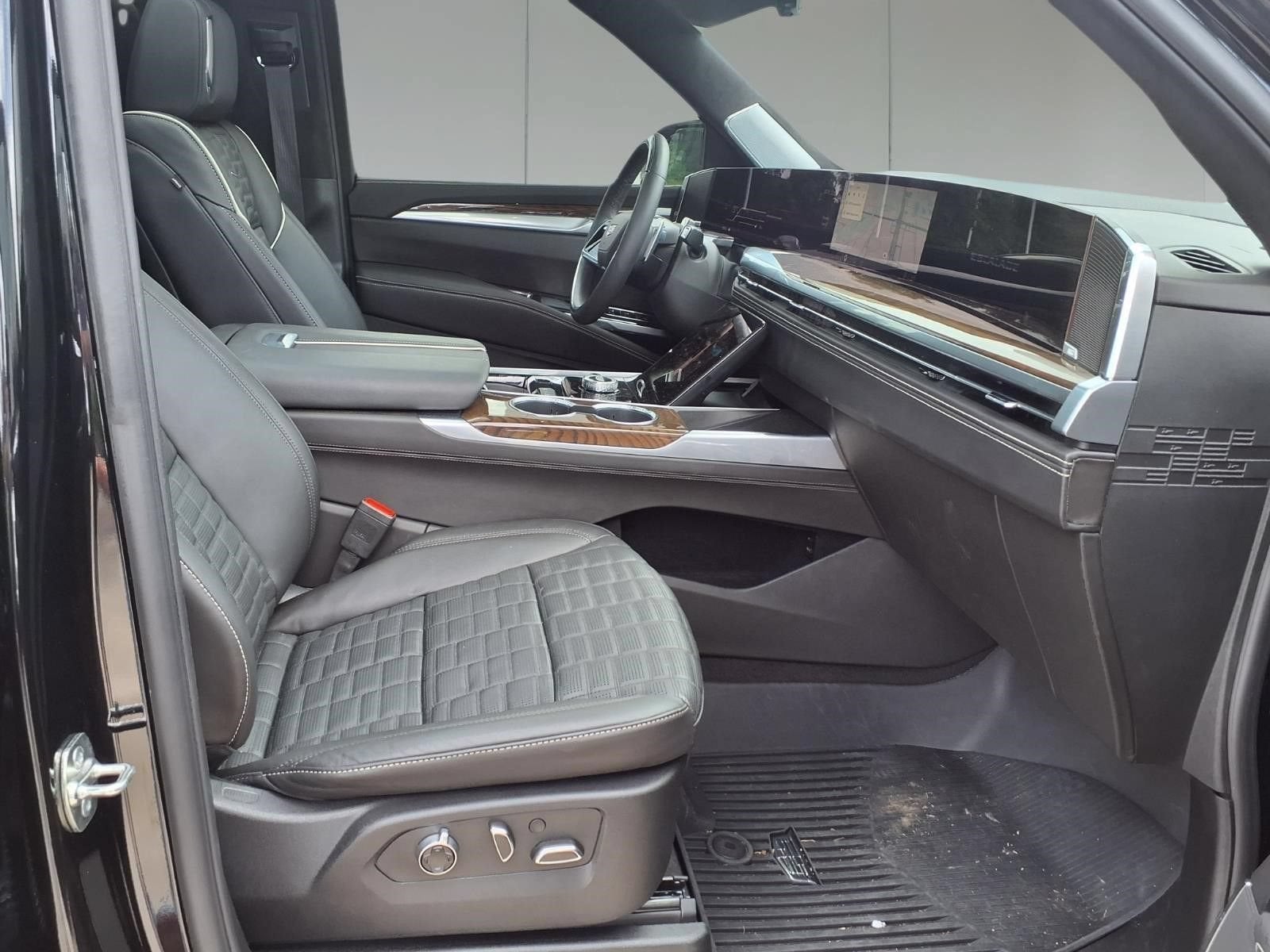 2025 Cadillac Escalade ESV Sport Platinum