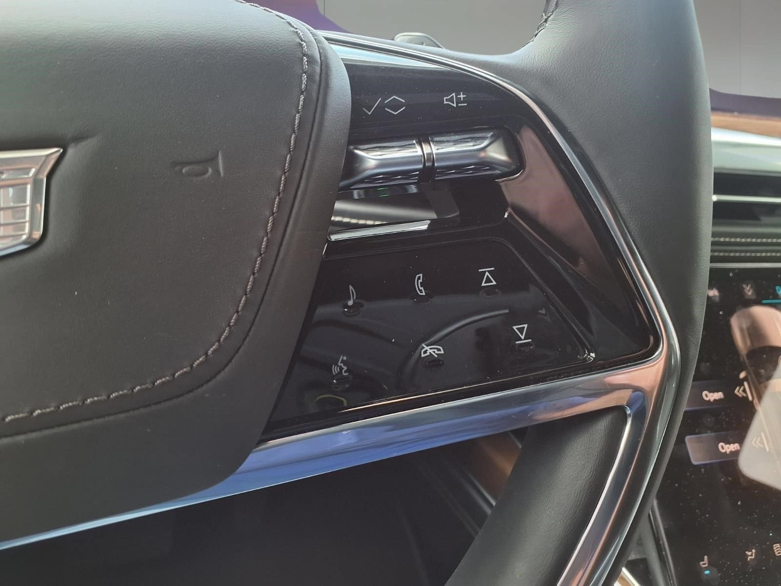 2025 Cadillac Escalade ESV Sport Platinum